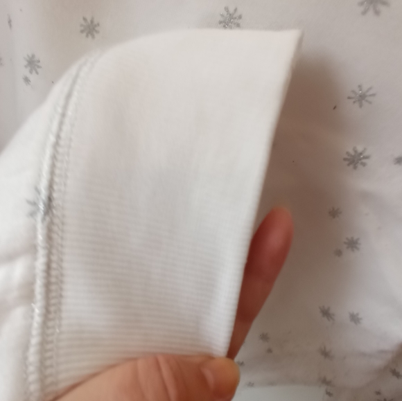 🌺 Snowflake Winter Pyjama Bottoms - Picture 5 of 11